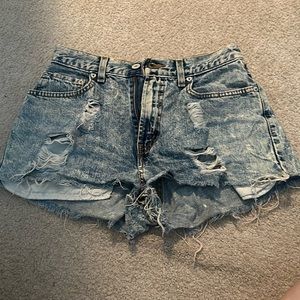 Acid wash Levi jeans shorts